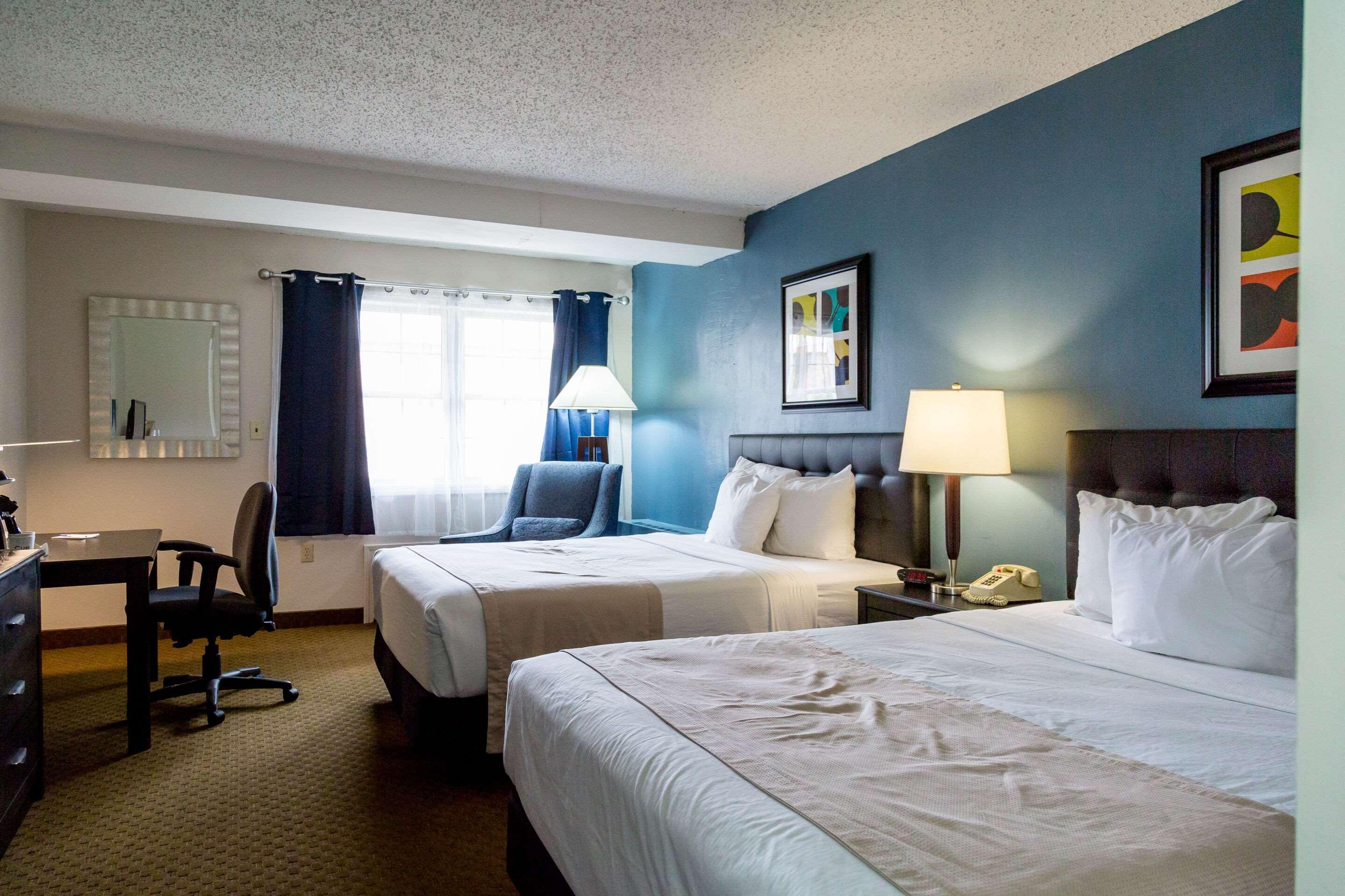 Fireside Inn & Suites Auburn ルイストン エクステリア 写真