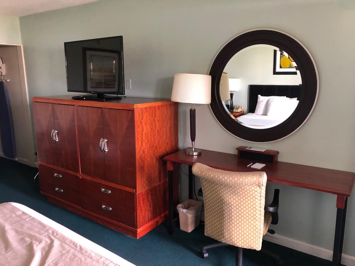 Fireside Inn & Suites Auburn ルイストン エクステリア 写真